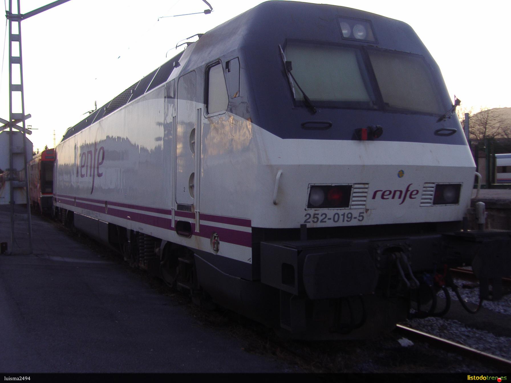 252 aparcada en irun