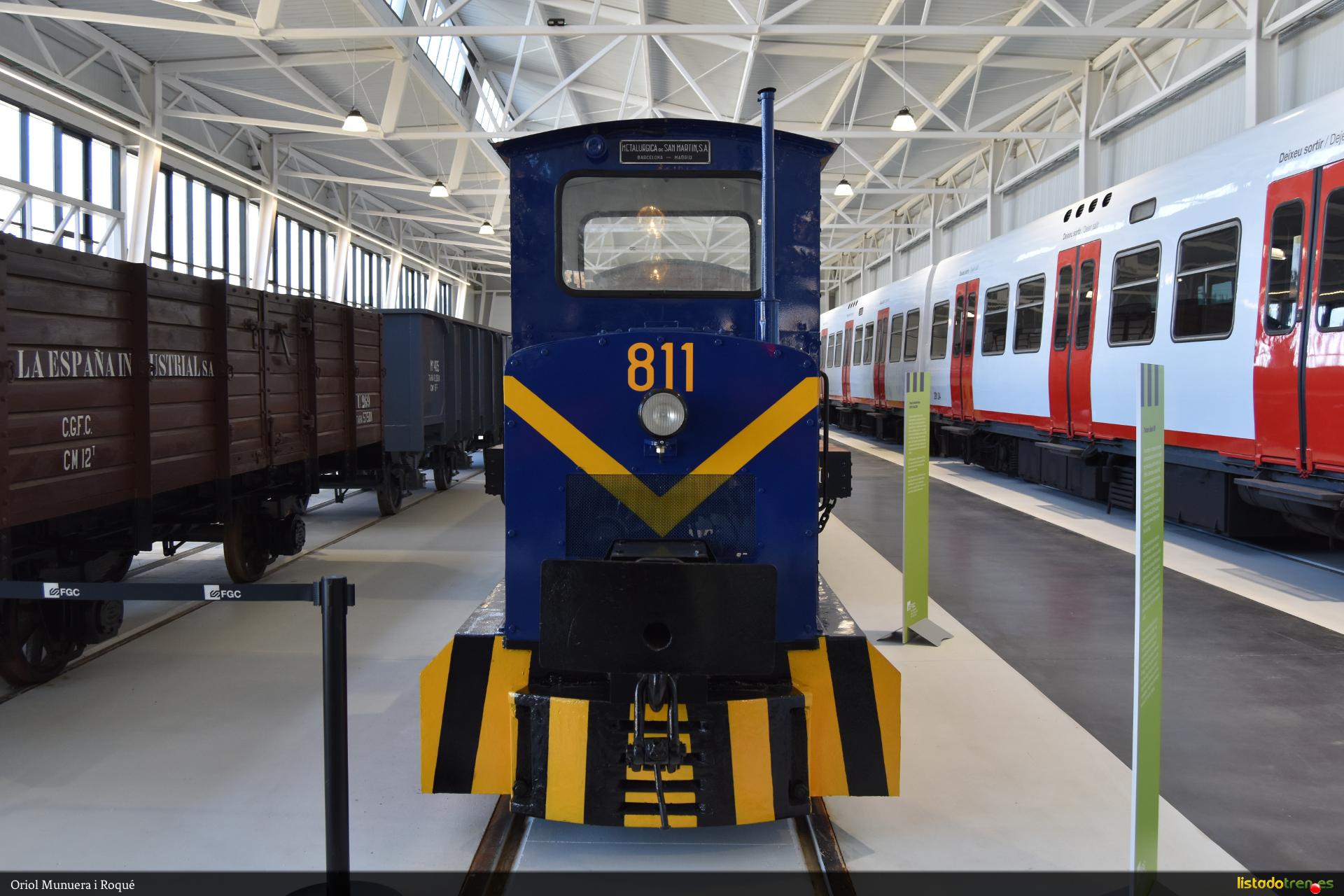 811