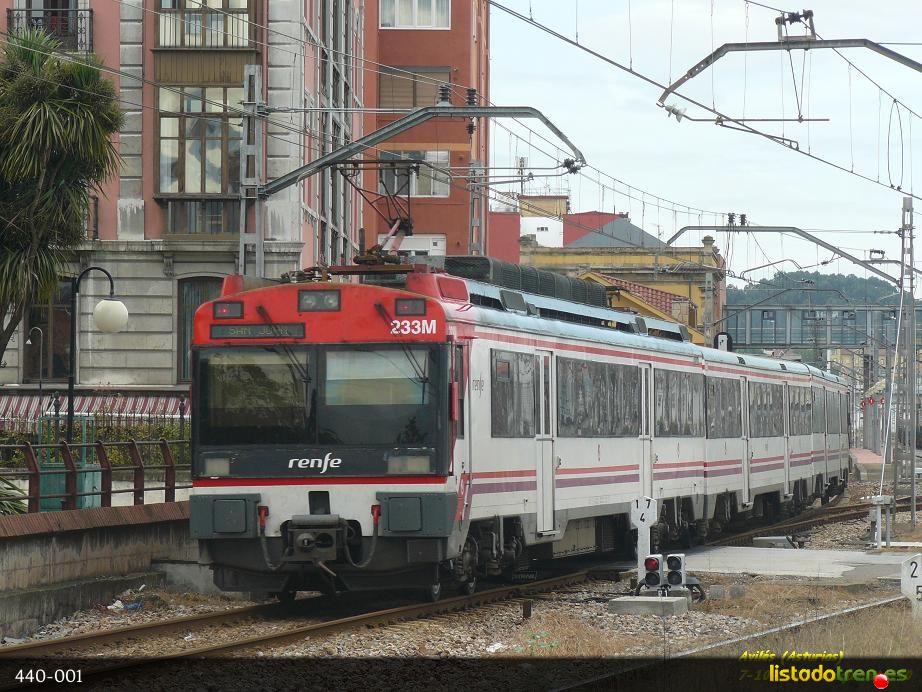 440 233