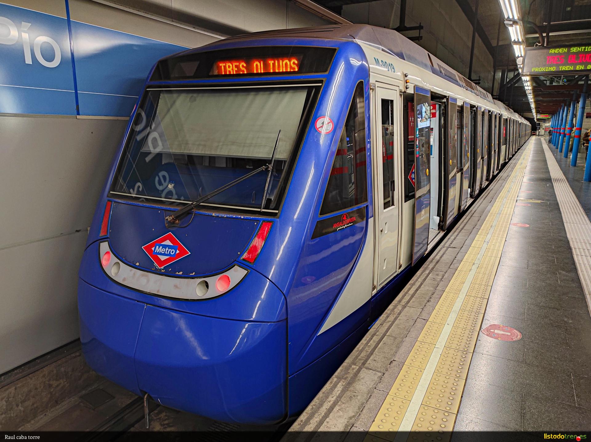 9024 en Príncipe Pío L10.