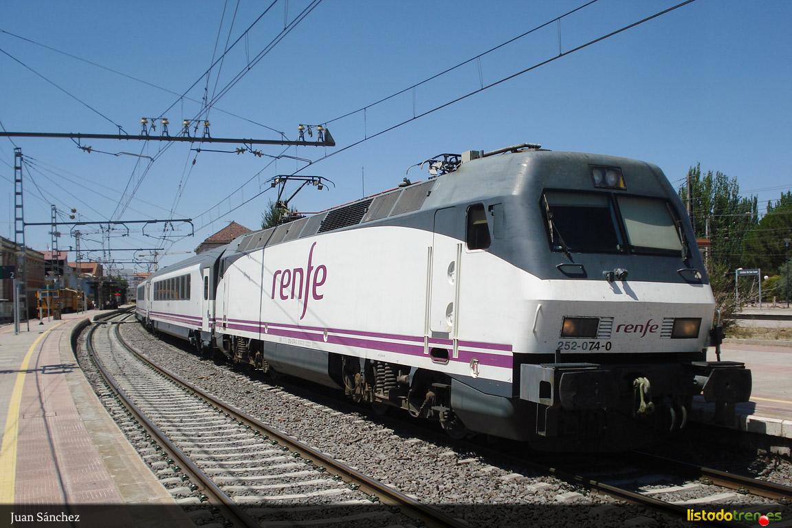 Renfe 251-074