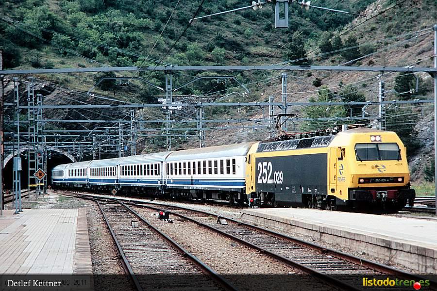 dk145721.jpg