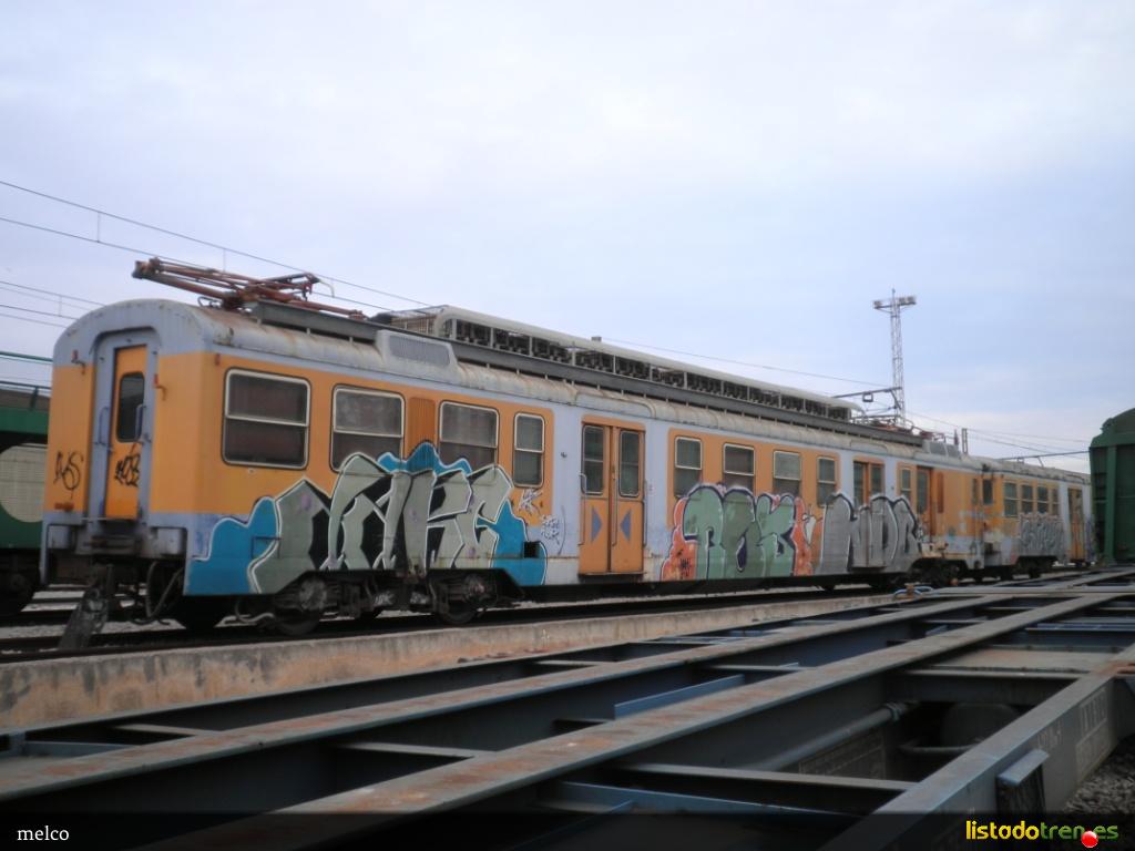 438-032