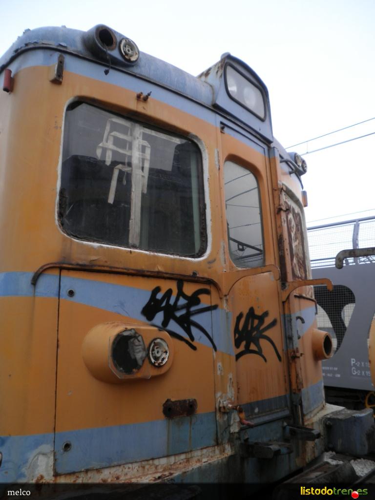 438-032